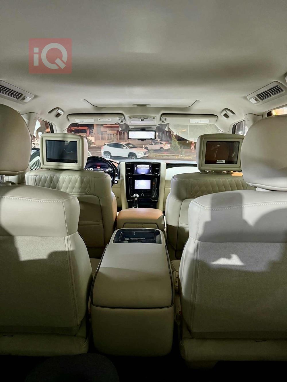 Infiniti QX80